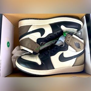 Air Jordan 1 Retro High